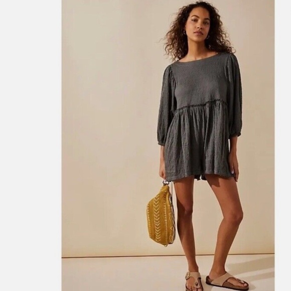 Free People Beyond Obsessed Shorts Romper Size Medium Pewter Gray - Picture 1 of 9